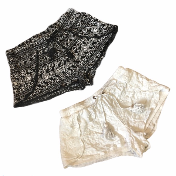 Pants - 2 boho cute tassel drawstring layered shorts